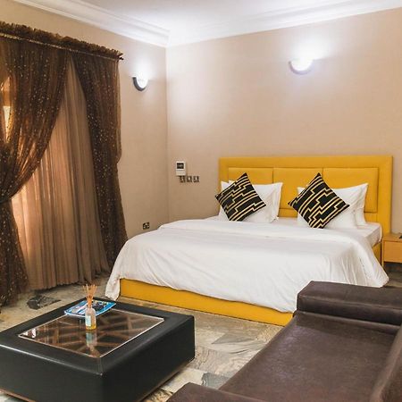 J'S Place Abuja Bagian luar foto